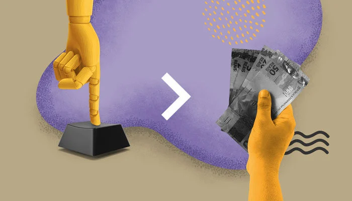 Ilustração abstrata: uma mão segura notas de dinheiro e outra tem o dedo em riste para apertar uma tecla do teclado.